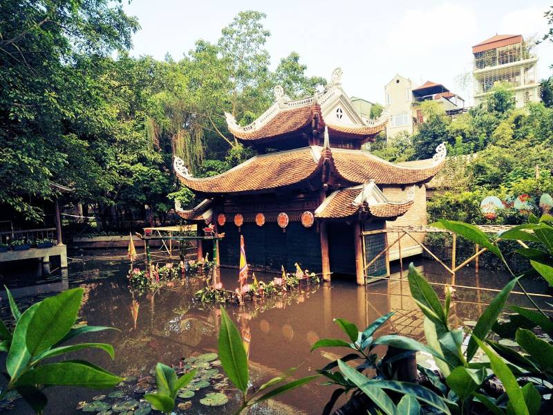 Otro templo de Hanoi